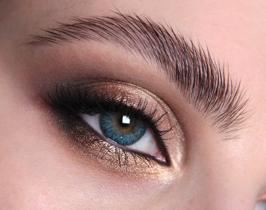 Berkshire Blue Natural Coloured Contact Lenses – Bright, Natural Blue Eyes