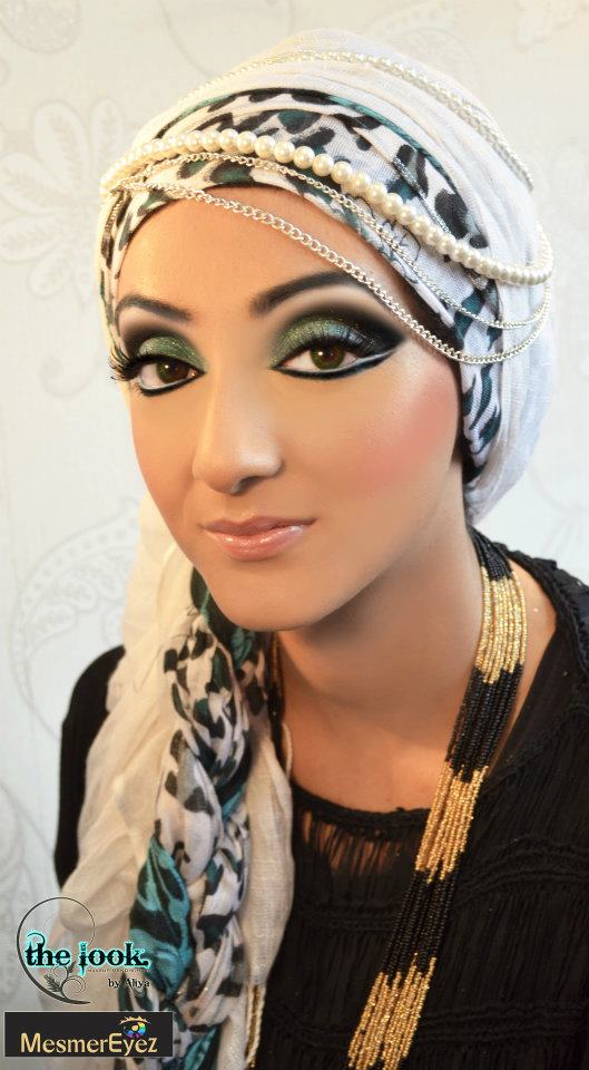 Jade Green Contact Lenses | MesmerEyez